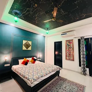 https://shiv-kothi-a-palace-away-from-your-palace.agrahotelsindia.net